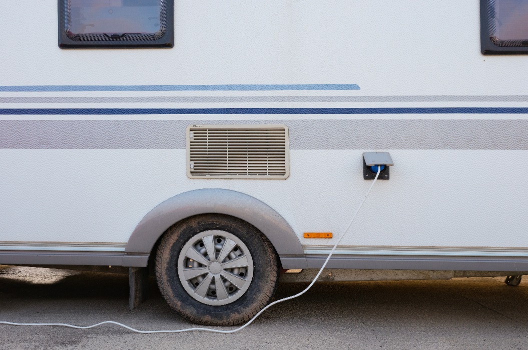 Industrieller Anschlusskasten für Wohnwagen
